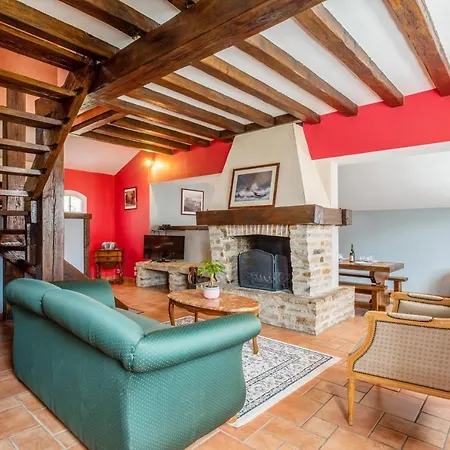 Maison Accueillante A Avec Jardin Clos Et Cheminee *